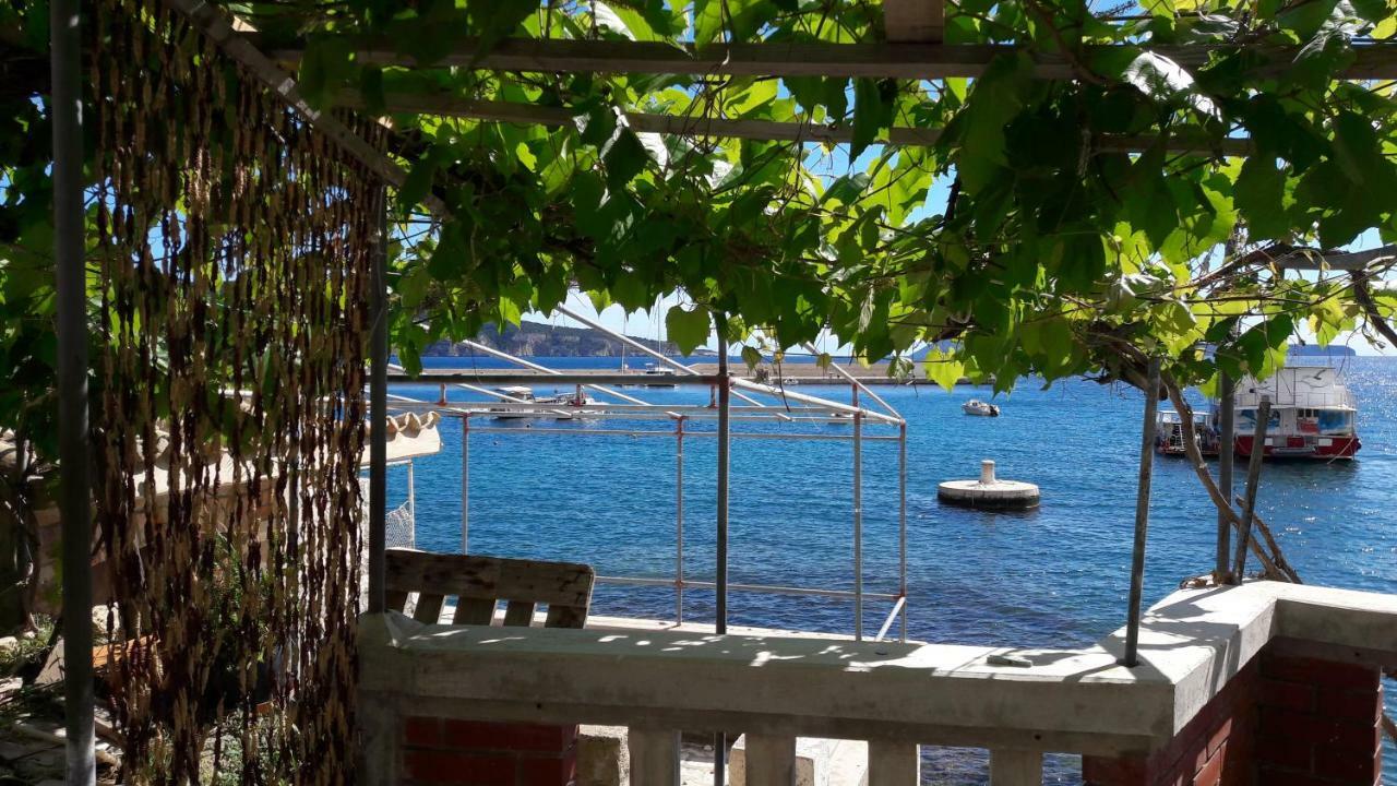 Anka'S Beach Komiža Eksteriør bilde