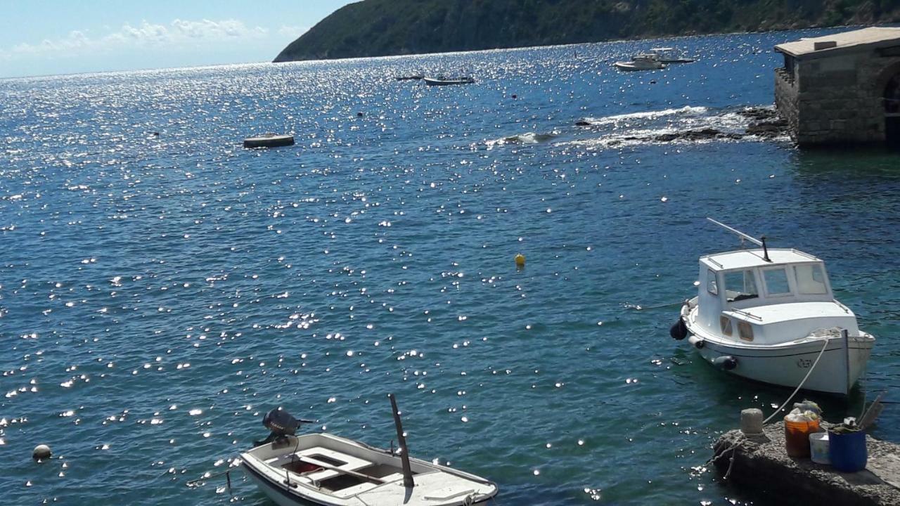 Anka'S Beach Komiža Eksteriør bilde